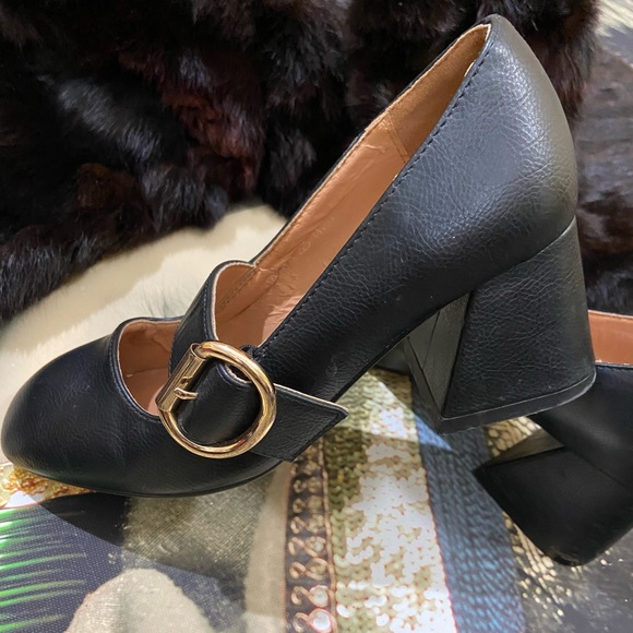 Block Heels. Size - 225/35 - Picture 5 of 16